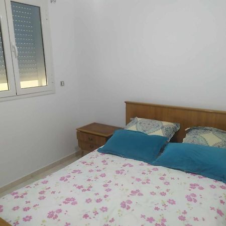 Mnakaa Beach Appartement Rdc Salakta Luaran gambar