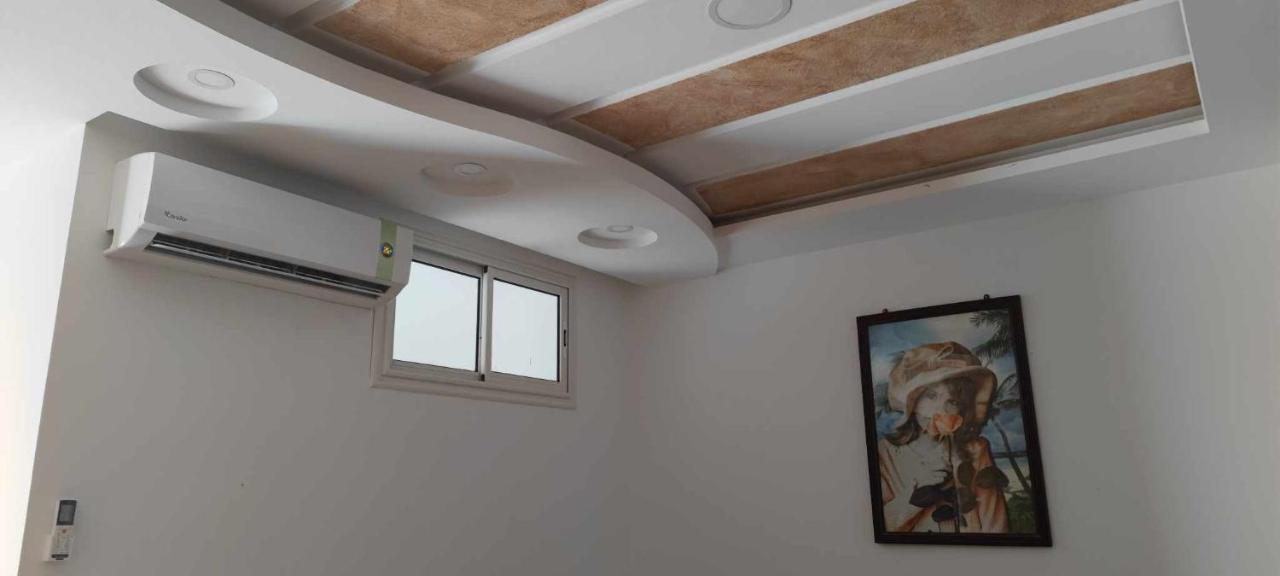 Mnakaa Beach Appartement Rdc Salakta Luaran gambar